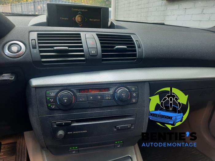 BMW 1 serie 118i 16V Sloopvoertuig (2006, Metallic, Grafiet)