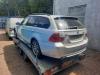 BMW 3 serie Touring 320i 16V Sloopvoertuig (2005, Titanium, Metallic, Zilver)