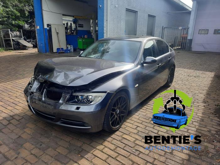 BMW 3 serie 330i 24V Sloopvoertuig (2005, Grafiet)