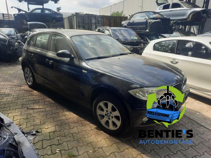 BMW 1 serie 116i 1.6 16V Sloopvoertuig (2005, Zwart)