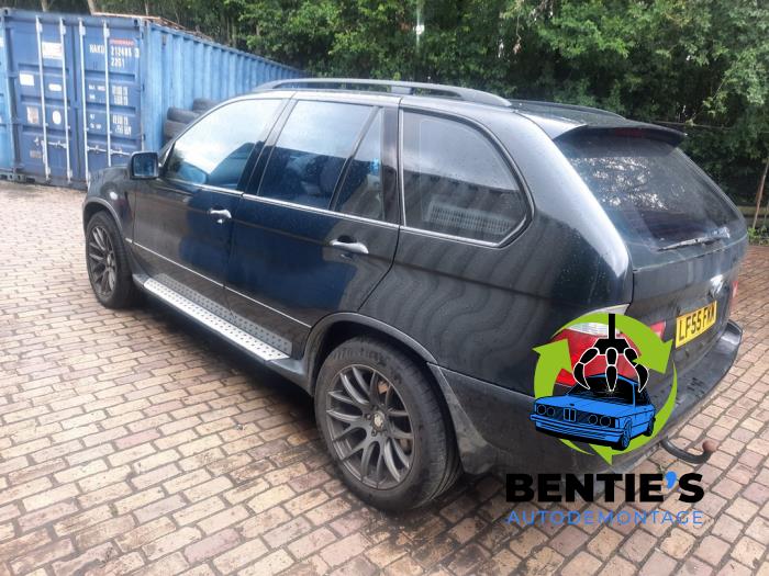 BMW X5 3.0d 24V Sloopvoertuig (2005, Zwart, Saffierblauw, Saffierzwart)