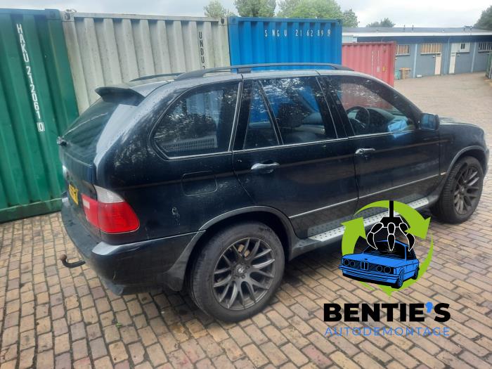 BMW X5 3.0d 24V Sloopvoertuig (2005, Zwart, Saffierblauw, Saffierzwart)
