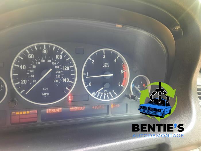 BMW X5 3.0d 24V Sloopvoertuig (2005, Zwart, Saffierblauw, Saffierzwart)