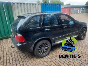 BMW X5 3.0d 24V Sloopvoertuig (2005, Zwart, Saffierblauw, Saffierzwart)