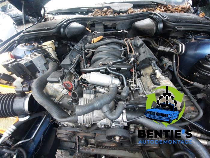 BMW 5 serie Touring 540i 32V Sloopvoertuig (1998, Blauw)