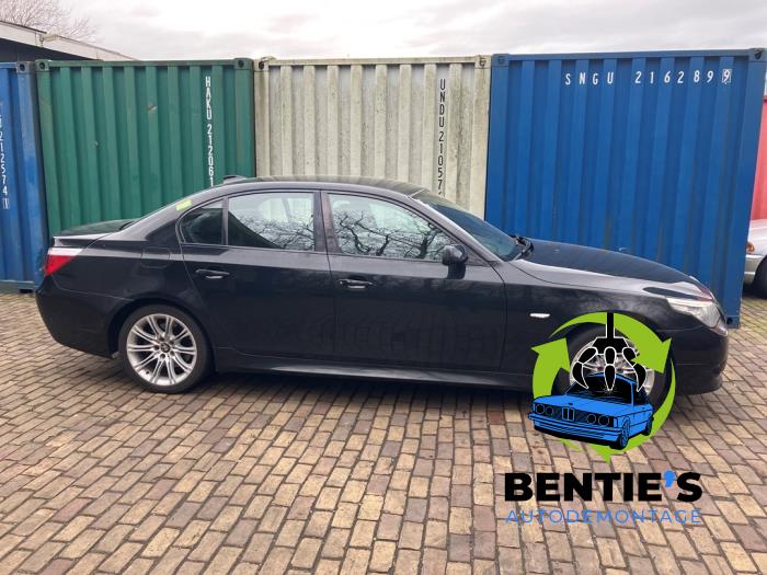 BMW 5 serie 520d 16V Sloopvoertuig (2009, Zwart)