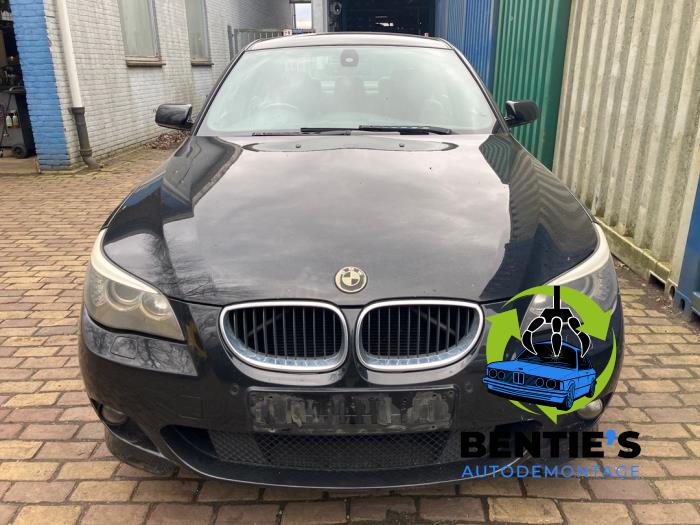 BMW 5 serie 520d 16V Sloopvoertuig (2009, Zwart)