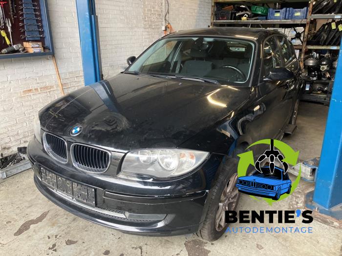 BMW 1 serie 116i 1.6 16V Sloopvoertuig (2008, Zwart)