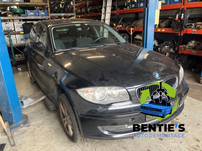 BMW 1 serie 116i 1.6 16V Sloopvoertuig (2008, Zwart)