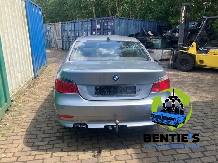 BMW 5 serie 530i 24V Sloopvoertuig (2003, Grijs)