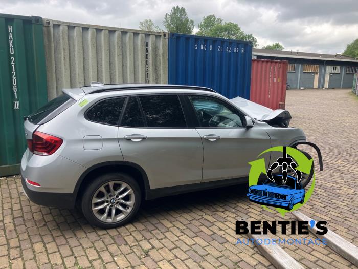 BMW X1 sDrive 20i 2.0 16V Twin Power Turbo Sloopvoertuig (2015, Grijs)