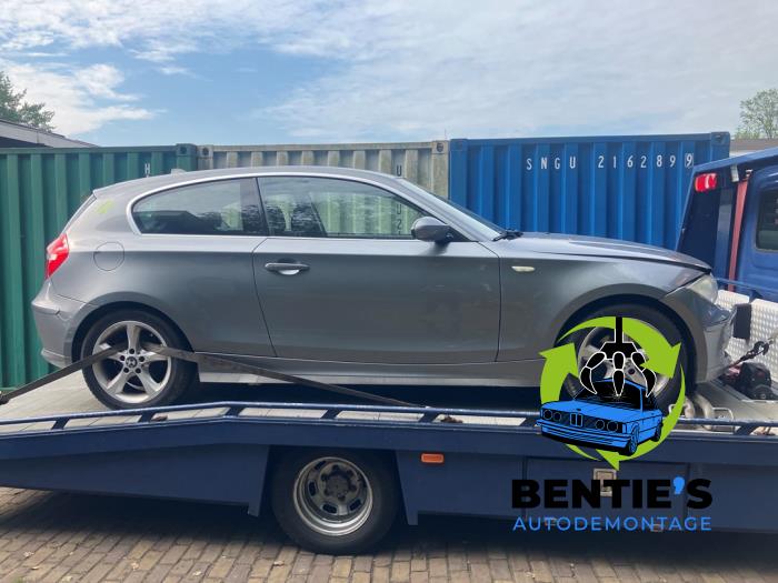 BMW 1 serie 116i 1.6 16V Sloopvoertuig (2009, Grijs)