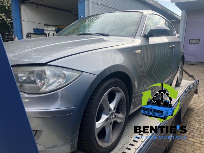 BMW 1 serie 116i 1.6 16V Sloopvoertuig (2009, Grijs)