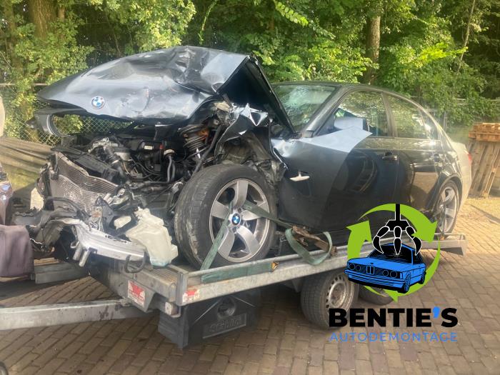 BMW 5 serie 520i 24V Sloopvoertuig (2003, Grijs)