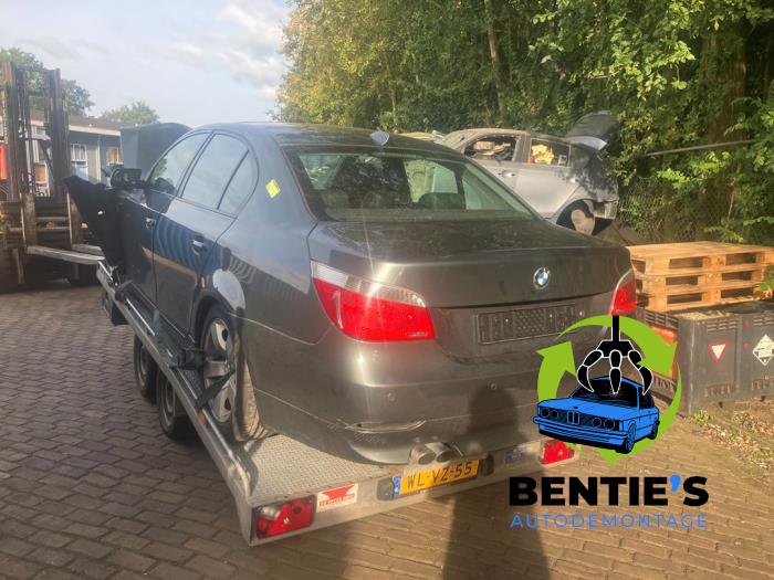 BMW 5 serie 520i 24V Sloopvoertuig (2003, Grijs)