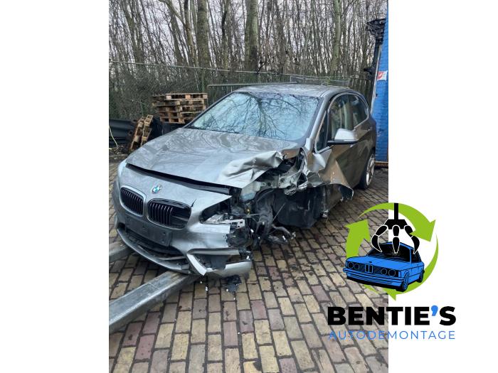 BMW 2 serie Active Tourer 218d 2.0 TwinPower Turbo 16V Sloopvoertuig (2014, Grijs)