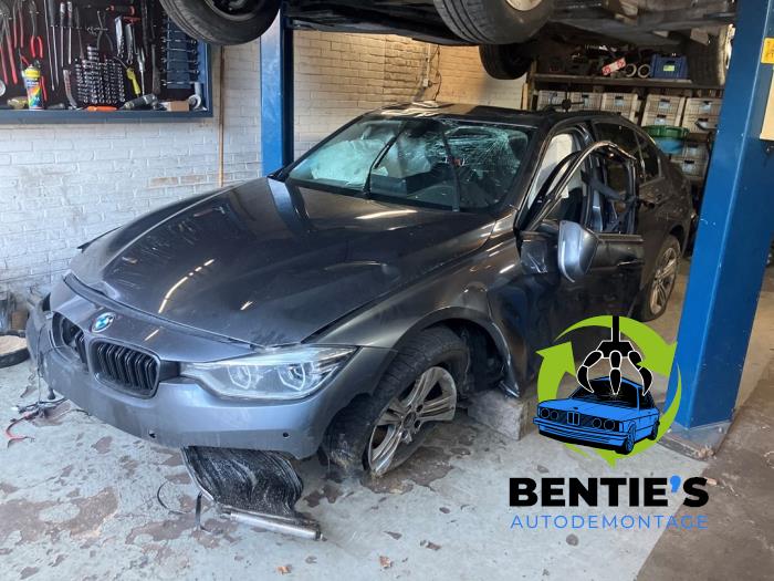 BMW 3 serie 318d 2.0 16V Sloopvoertuig (2018)