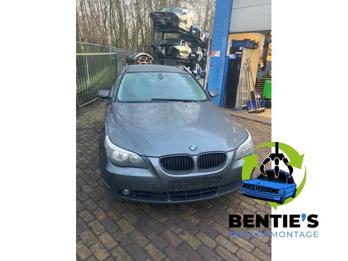 BMW 5 serie Touring 525i 24V Sloopvoertuig (2006, Grijs)