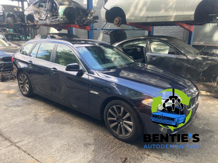 BMW 5 serie Touring 535i xDrive 24V TwinPower Turbo Sloopvoertuig (2012, Blauw)
