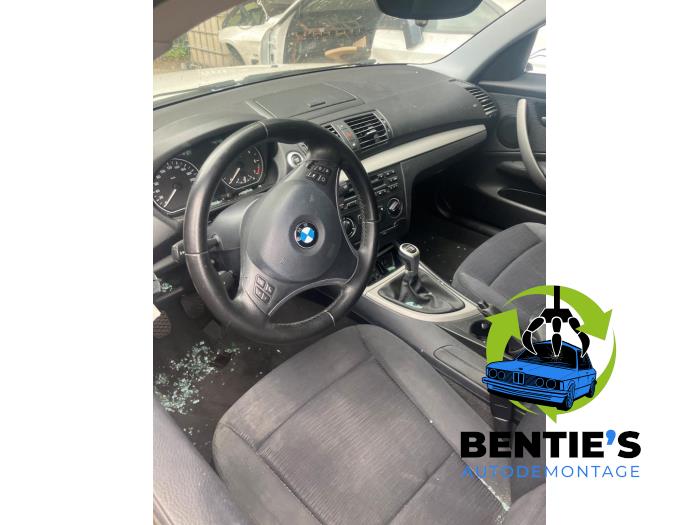 BMW 1 serie 118i 16V Sloopvoertuig (2009, Wit)