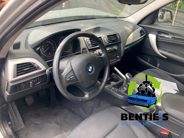 BMW 1 serie 114i 1.6 16V Sloopvoertuig (2013, Zilver)