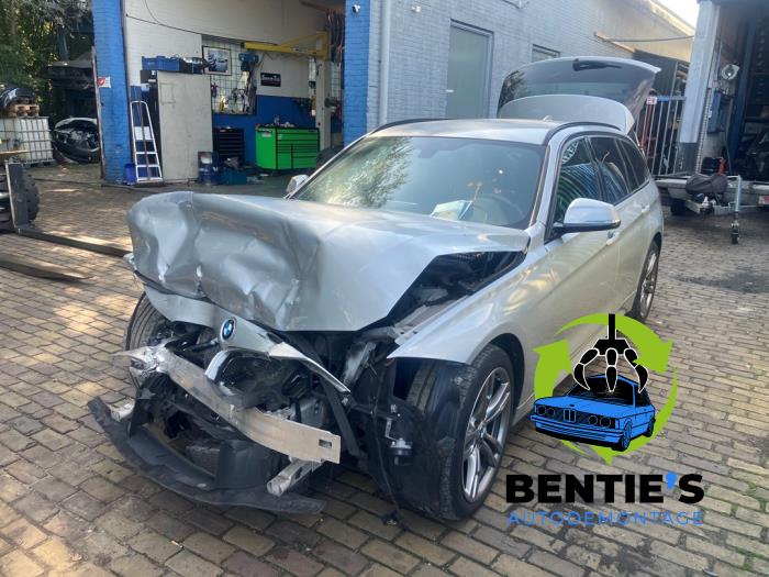 BMW 3 serie Touring 320d 2.0 16V Sloopvoertuig (2015, Grijs)