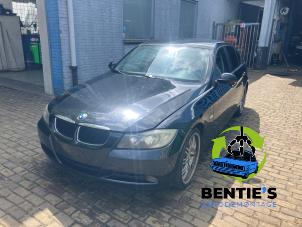 BMW 3 serie 318i 16V Sloopvoertuig (2008, Zwart)