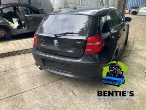 BMW 1 serie 116i 2.0 16V Sloopvoertuig (2010, Zwart)