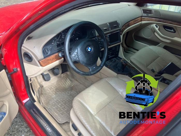 BMW 5 serie Touring 540i 32V Sloopvoertuig (2000, Rood)