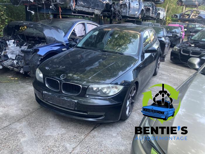 BMW 1 serie 116i 1.6 16V Sloopvoertuig (2007, Zwart)