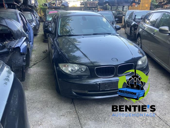 BMW 1 serie 116i 1.6 16V Sloopvoertuig (2007, Zwart)