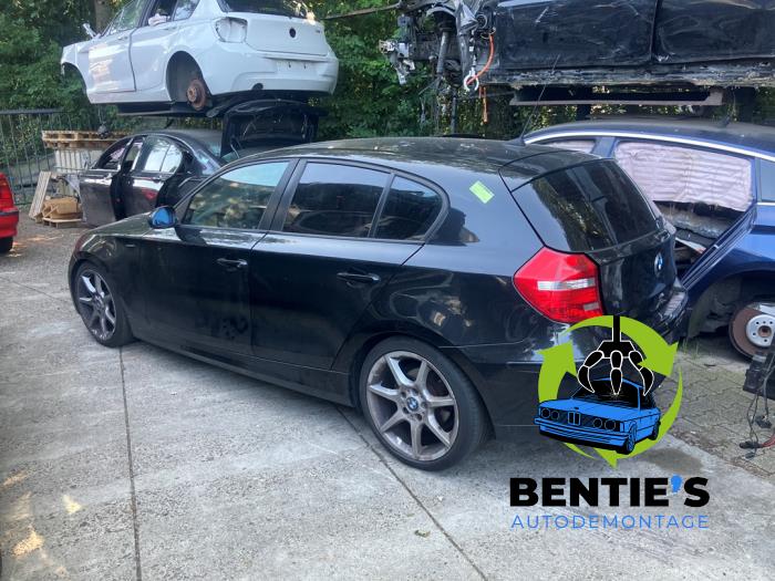 BMW 1 serie 116i 1.6 16V Sloopvoertuig (2007, Zwart)