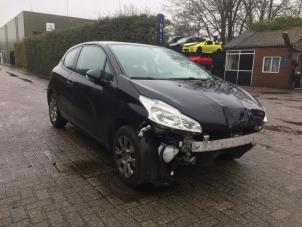 Peugeot 208 I 1.2 Vti 12V PureTech 82 Sloopvoertuig (2013, Blauw)