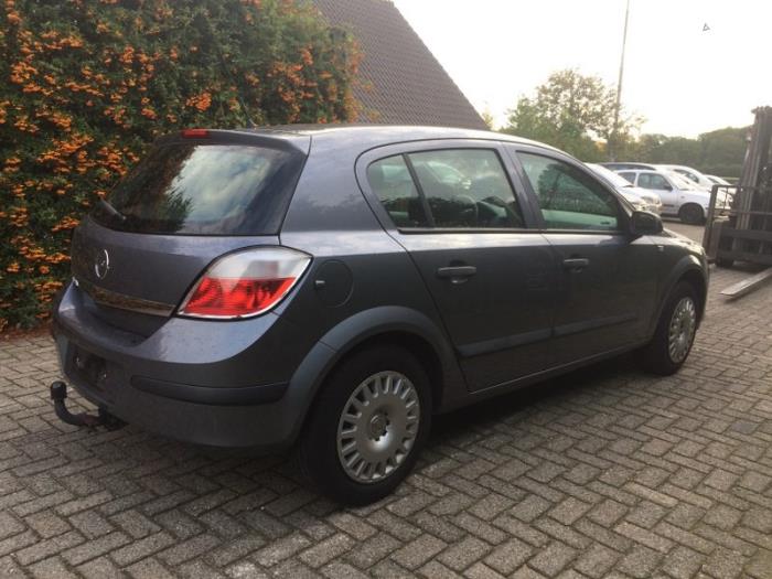 Opel Astra H 1.4 16V Twinport Sloopvoertuig (2004, Grijs)