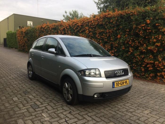 Audi A2 1.4 16V Sloopvoertuig (2000, Grijs)