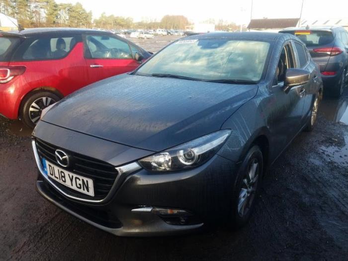 Mazda 3 2.0 SkyActiv-G 120 16V Sloopvoertuig (2018, Grijs)