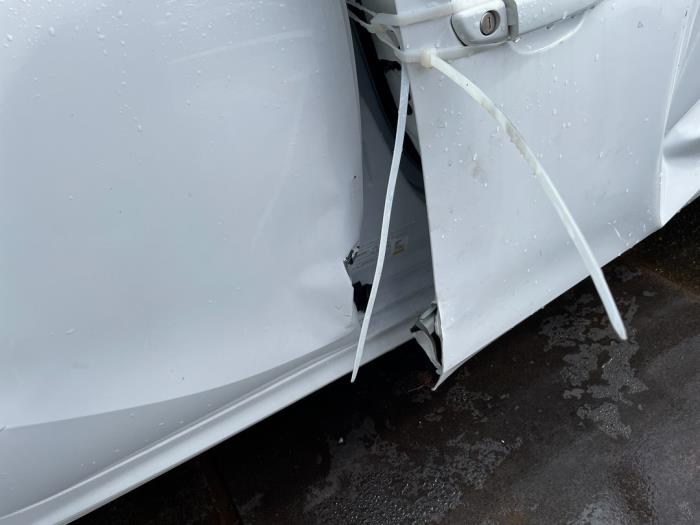 Opel Corsa F 1.2 Turbo 12V 100 Sloopvoertuig (2020, Wit)