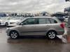 Skoda Fabia II Combi 1.2 TDI 12V Greenline Sloopvoertuig (2010, Beige)
