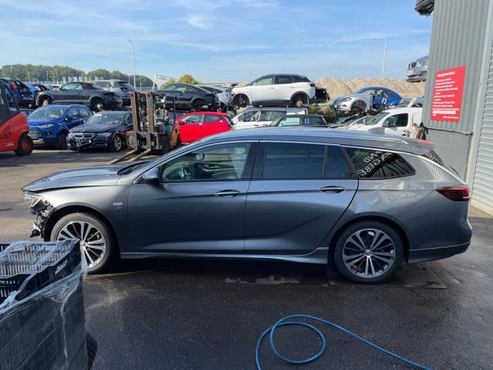 Opel Insignia Sports Tourer 1.5 Turbo 16V 165 Sloopvoertuig (2018, Grijs, Blauw)