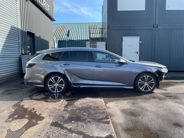 Opel Insignia Sports Tourer 1.5 Turbo 16V 165 Sloopvoertuig (2018, Grijs, Blauw)