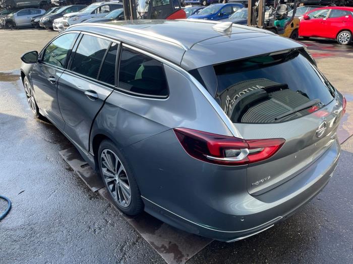 Opel Insignia Sports Tourer 1.5 Turbo 16V 165 Sloopvoertuig (2018, Grijs, Blauw)