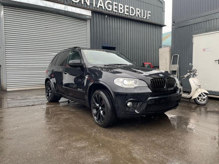 BMW X5 xDrive 40d 3.0 24V Sloopvoertuig (2011, Zwart)