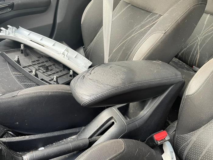 Peugeot 208 I 1.6 e-HDi FAP Sloopvoertuig (2012, Zwart)