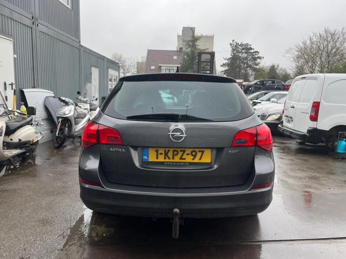 Opel Astra J Sports Tourer 1.7 CDTi 16V Sloopvoertuig (2011, Grijs)