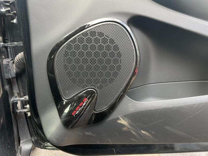 Renault Clio IV 0.9 Energy TCE 90 12V Sloopvoertuig (2013, Zwart)