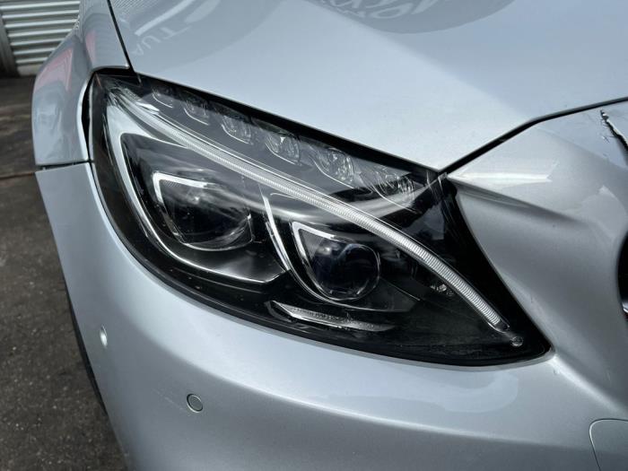 Mercedes C Estate AMG C-63 S,Edition 1 AMG 4.0 V8 Biturbo Sloopvoertuig (2016, Zilvergrijs)