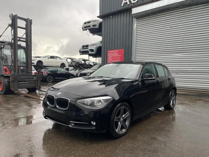 BMW 1 serie 116d 2.0 16V Sloopvoertuig (2011, Zwart)