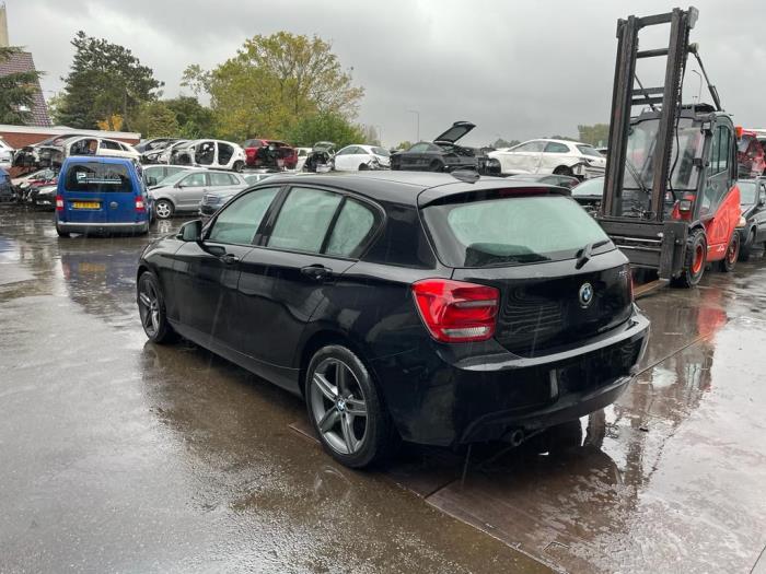 BMW 1 serie 116d 2.0 16V Sloopvoertuig (2011, Zwart)