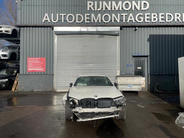 BMW 5 serie 530d xDrive 3.0 TwinPower Turbo 24V Sloopvoertuig (2017, Wit)