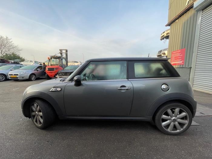 Mini Mini 1.6 16V Cooper S Sloopvoertuig (2010, Licht, Grijs, Muisgrijs)